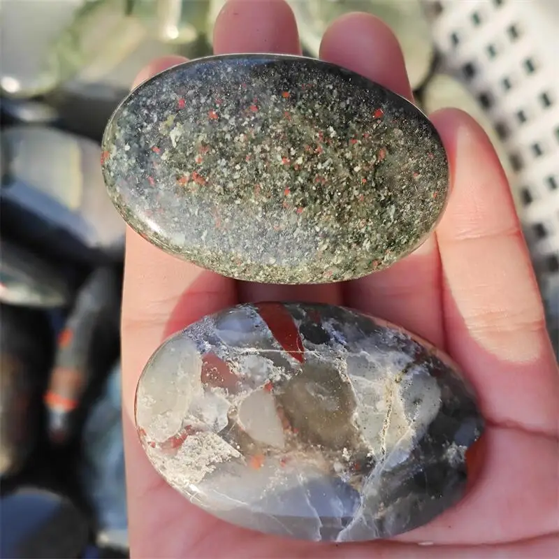 2PCS Natural Blood Stone Palm Carving Witchcraft Ornaments Home Decoration Accessories Room Decor Gift