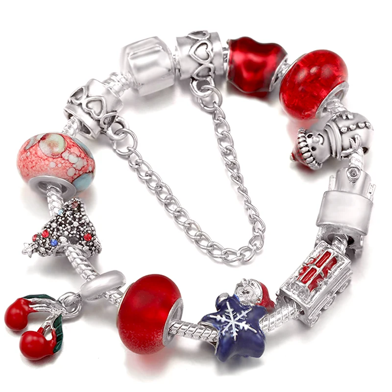 Claus & Christmas Tree & Gift Train Bead With Pendant Fit Xmas Charm Bracelet DIY Jewelry Gift For Women Making New Design