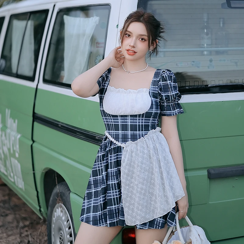 

2024 Korean Oversized Swimsuit Women's Conservative Dress Style One Piece Small Fresh Girl Plaid Vacation Swimsuit