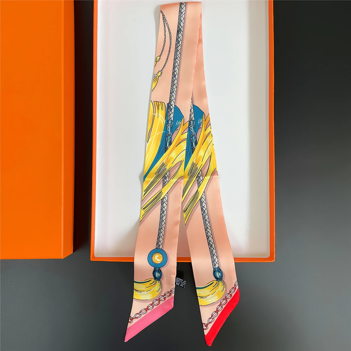 Twill 100% Silk Scarf Luxury Brand Design Horsewhip Fashion Scarf Women Foulard Skinny Bag Scarves Neckerchief Hair Headband