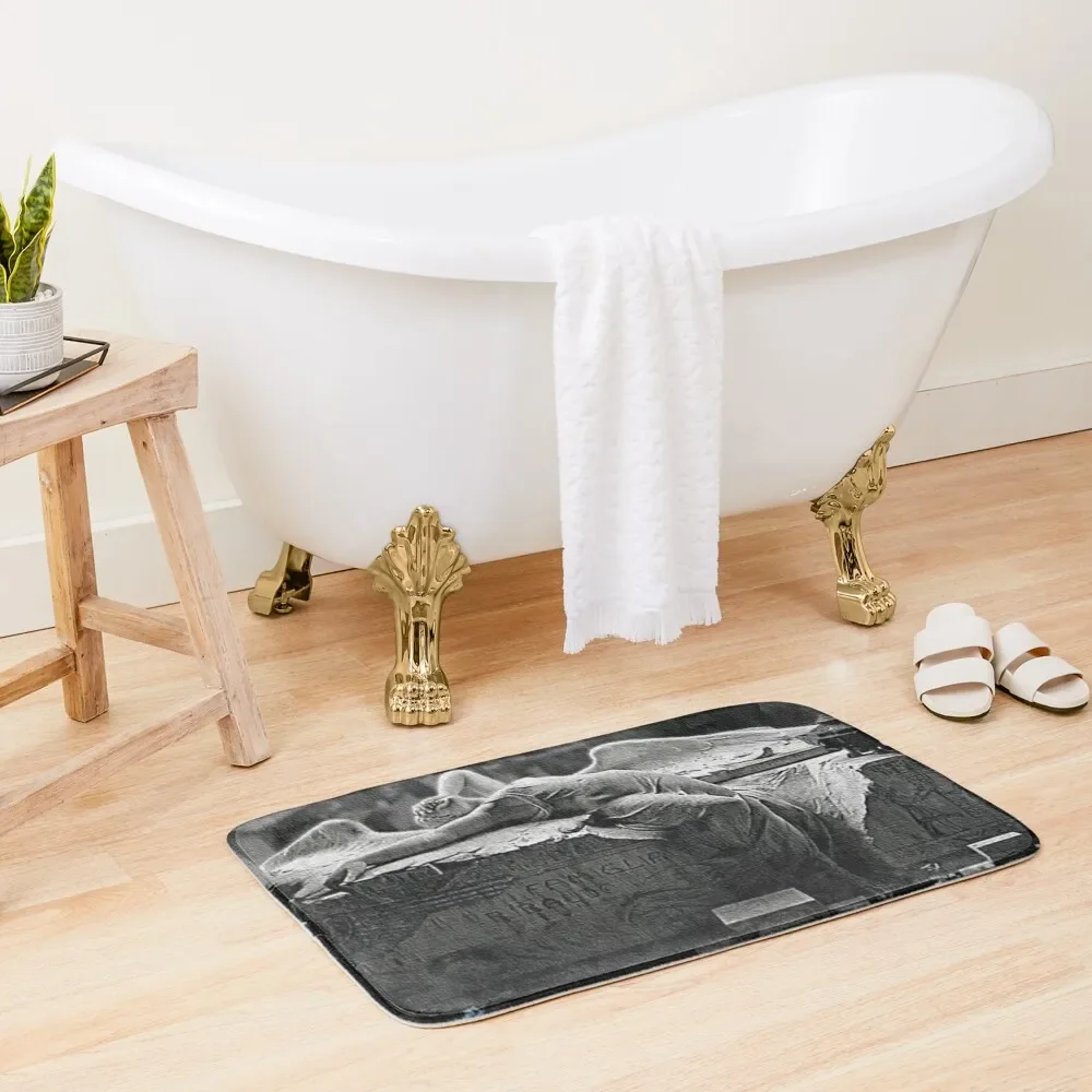 Коврик для ванной с изображением ангела в кладбище стаглиено, портрет семьи Ribaudo от Jeanpaul Ferro коврик для ванной