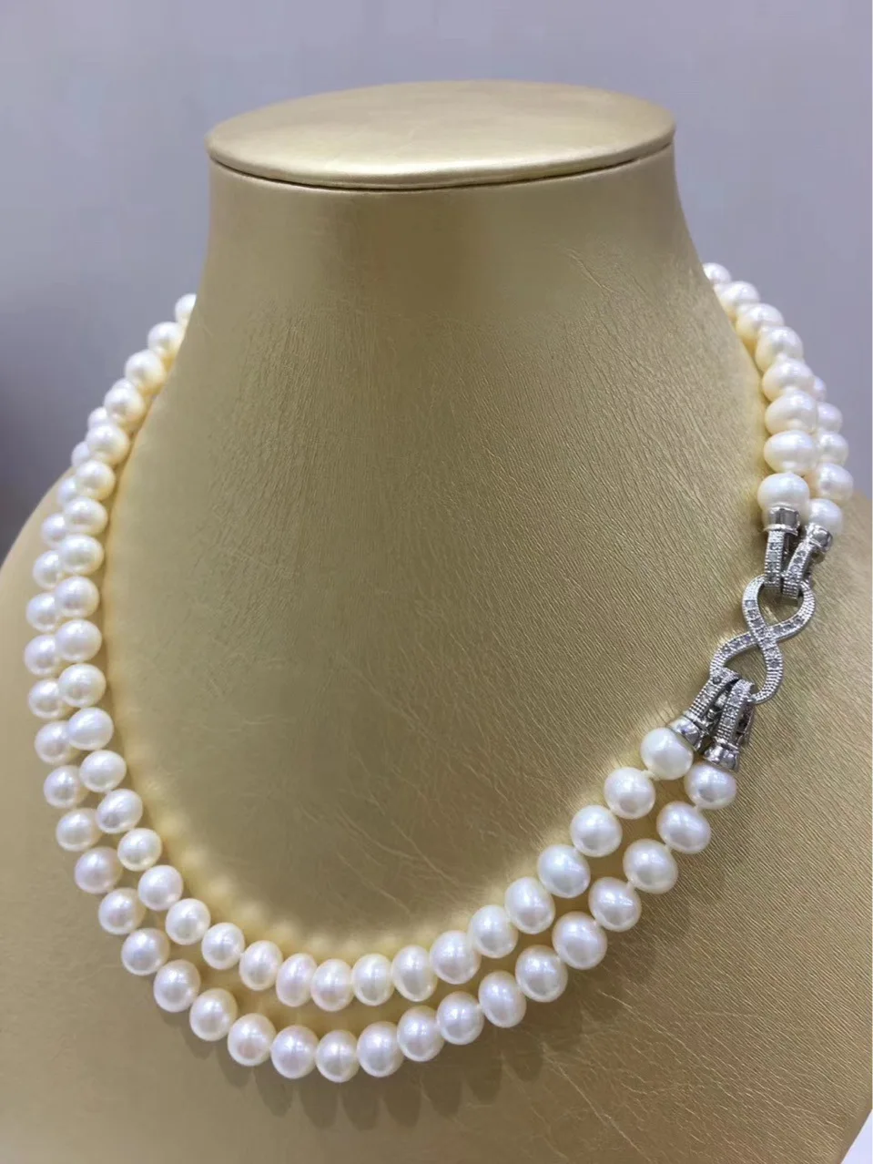 

2 rows 8-9MM AAAA GENUINE NATURAL WHITE AKOYA PEARL NECKLACE 18 inch