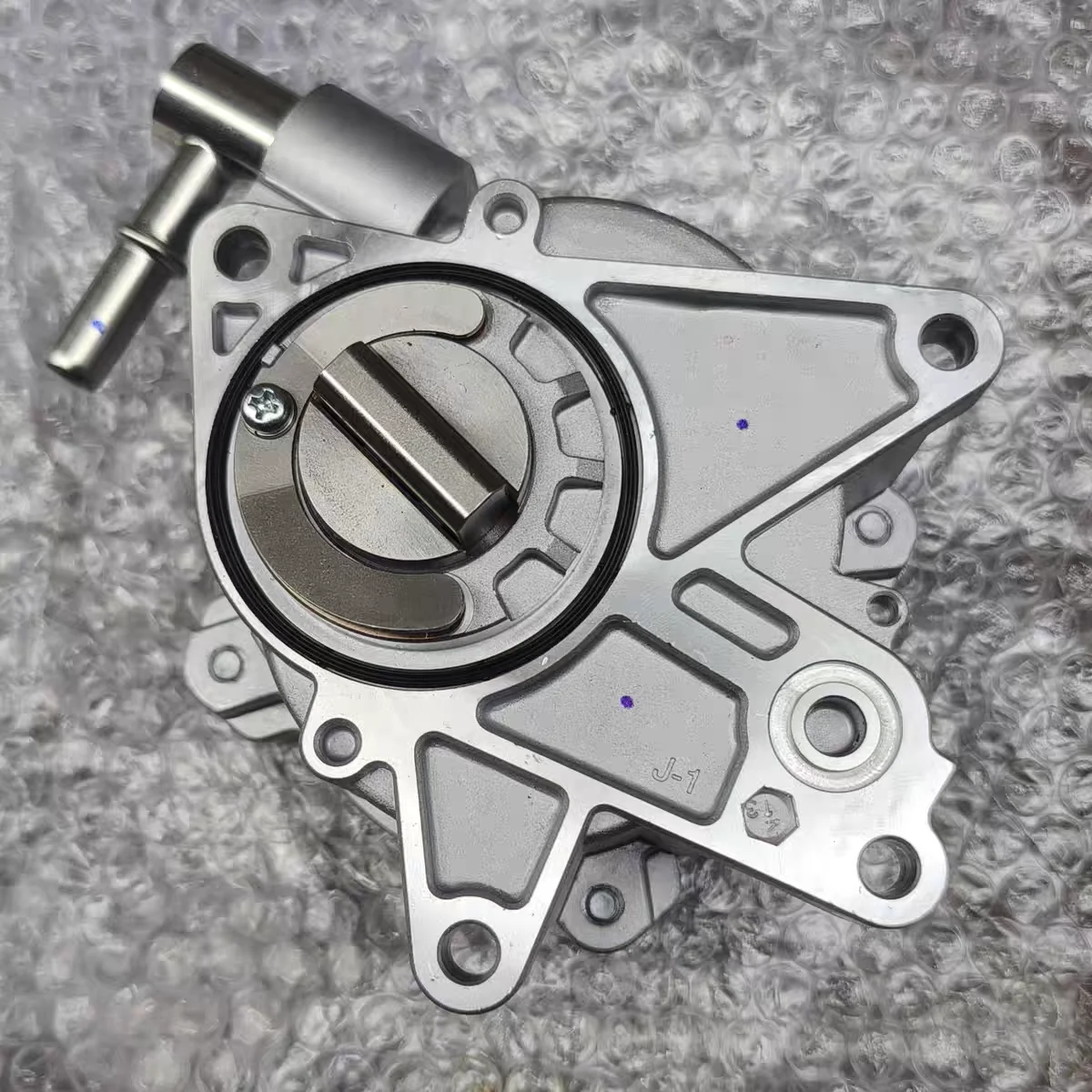 

Для пикапа JAC, вакуумный насос 2,0 л, дизельный евро5-подходит для Shuailing T6 T8 T9 OE 1025500FD020