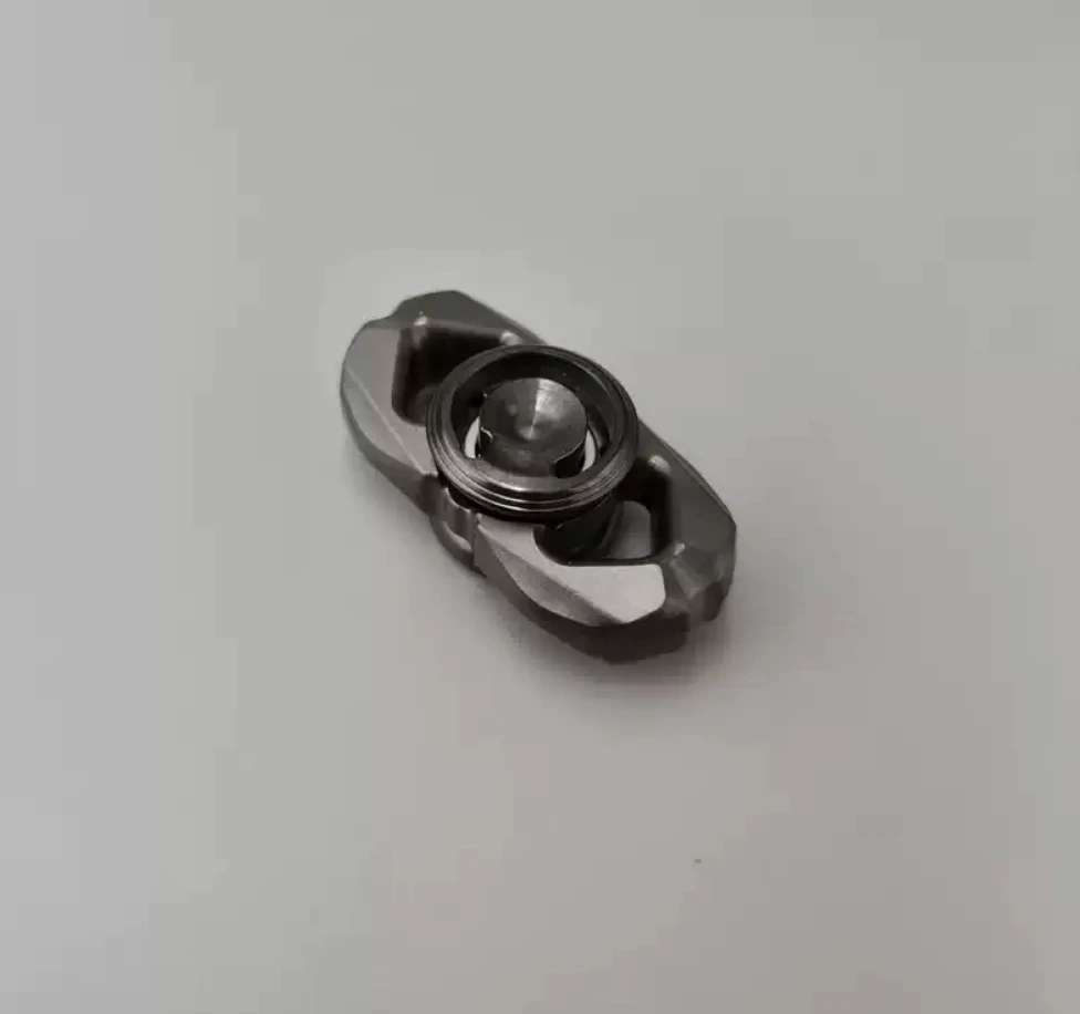 

Used EDC Jianfeng Zirconium Small G Fingertip gyroscope Decompression toys