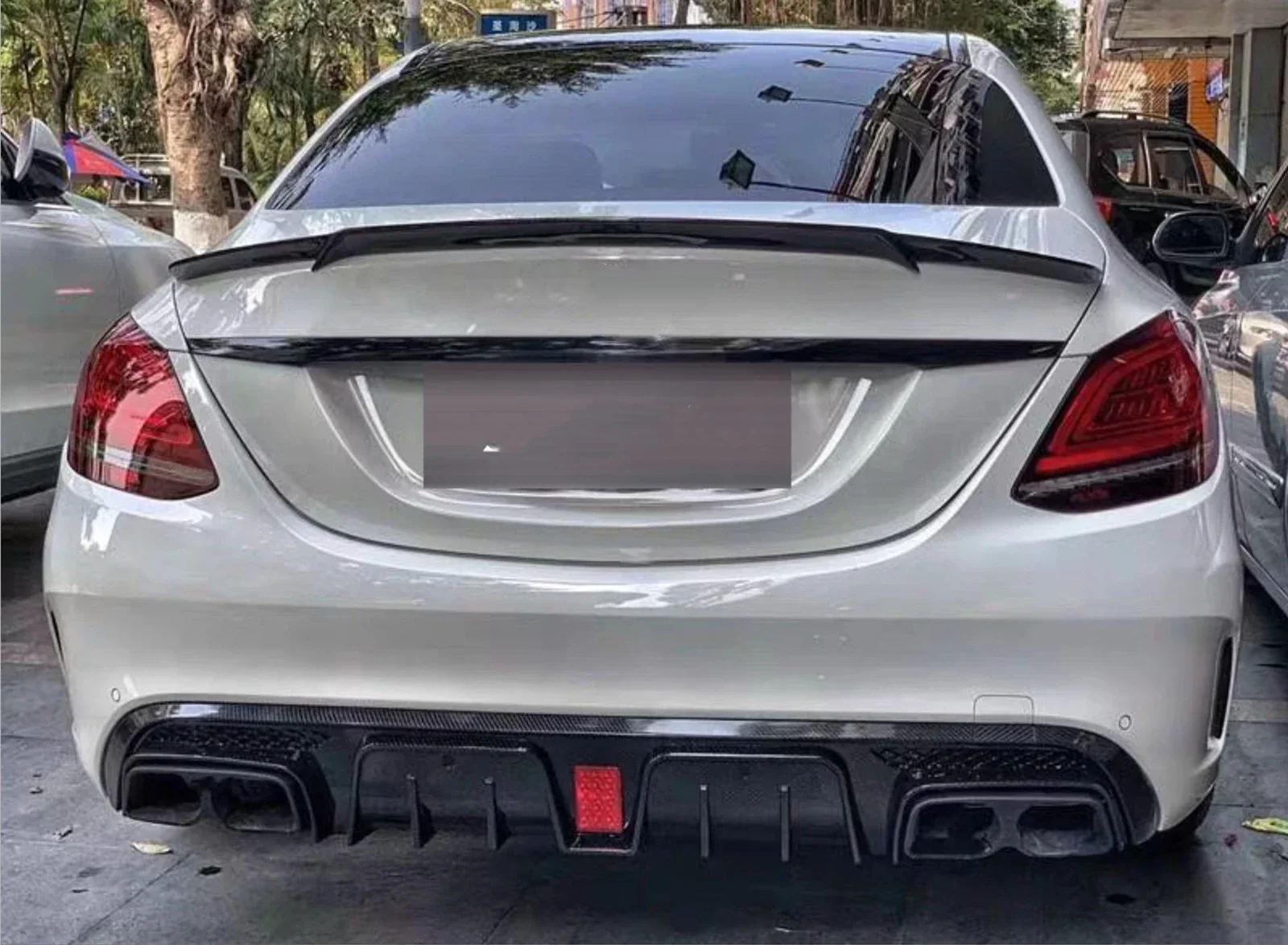 New！ Rear Bumper Diffuser Lip With Lamp Tail Spoiler Splitter Body Protector For Mercedes Benz W205 C63 AMG 2015-2021 4 Door Sed