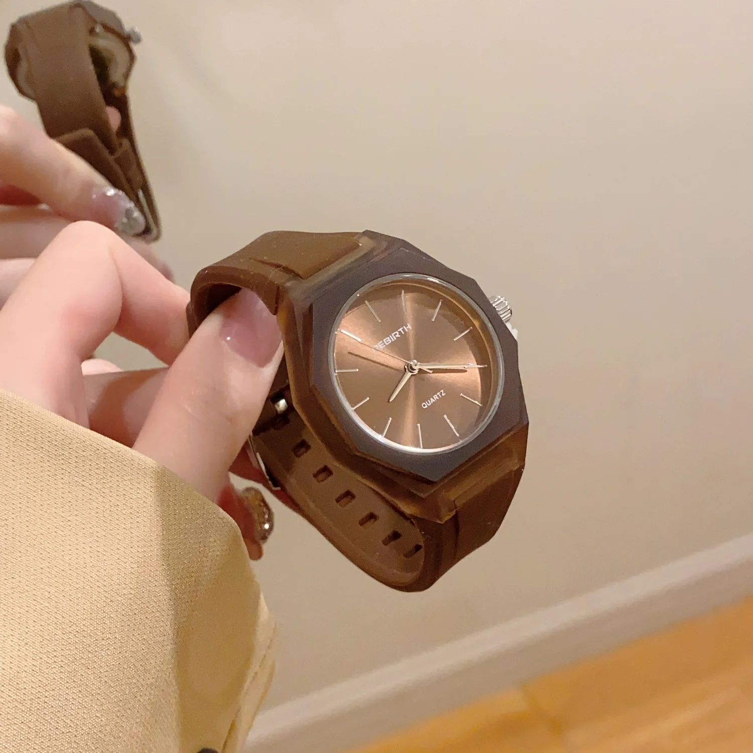 Modische Sport-Armbanduhr mit Silikonarmband, Analoger Quarzmechanismus, Schlichte Skala, Damen-Armbanduhren, Lässige Unisex-Uhren, Studenten- und Paaruhren – Detail 11