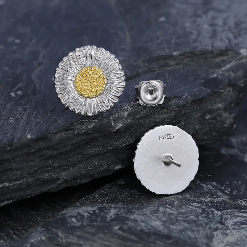 Little Daisy Stud new s925 sterling Silver Ladies Italian craft high sense classic earrings trend