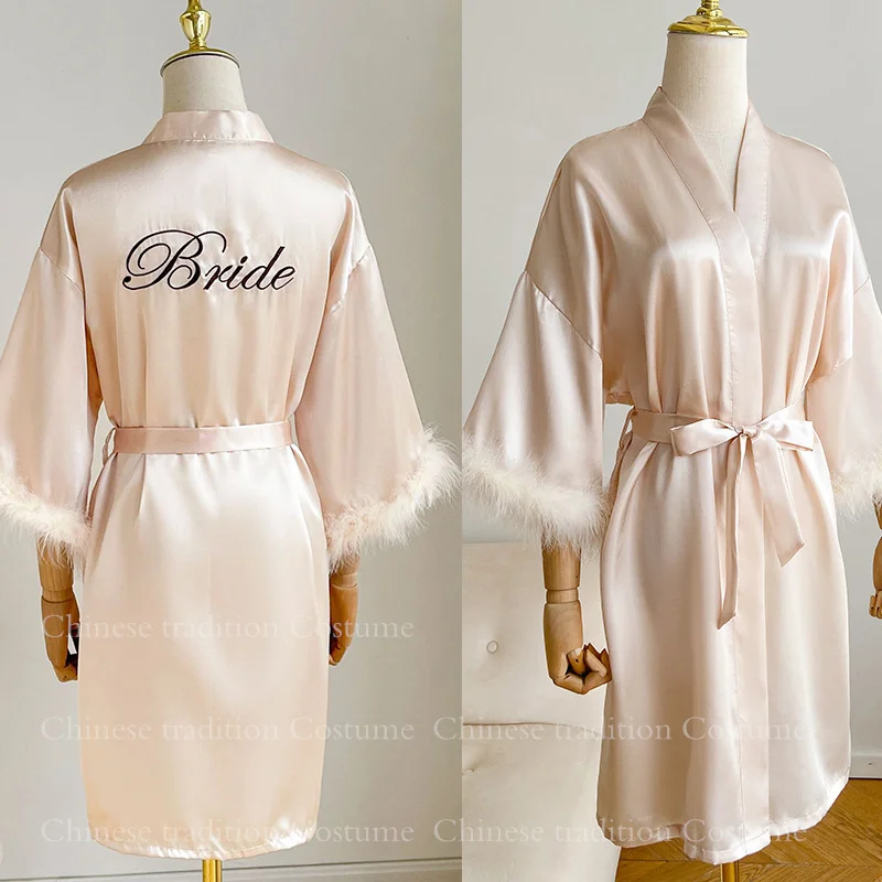 Robe de mariée blanche avec plumes pour femmes, Peignoir en Satin, robes Kimono de demoiselles d'honneur Sexy, Peignoir court, Lingerie intime de mariée