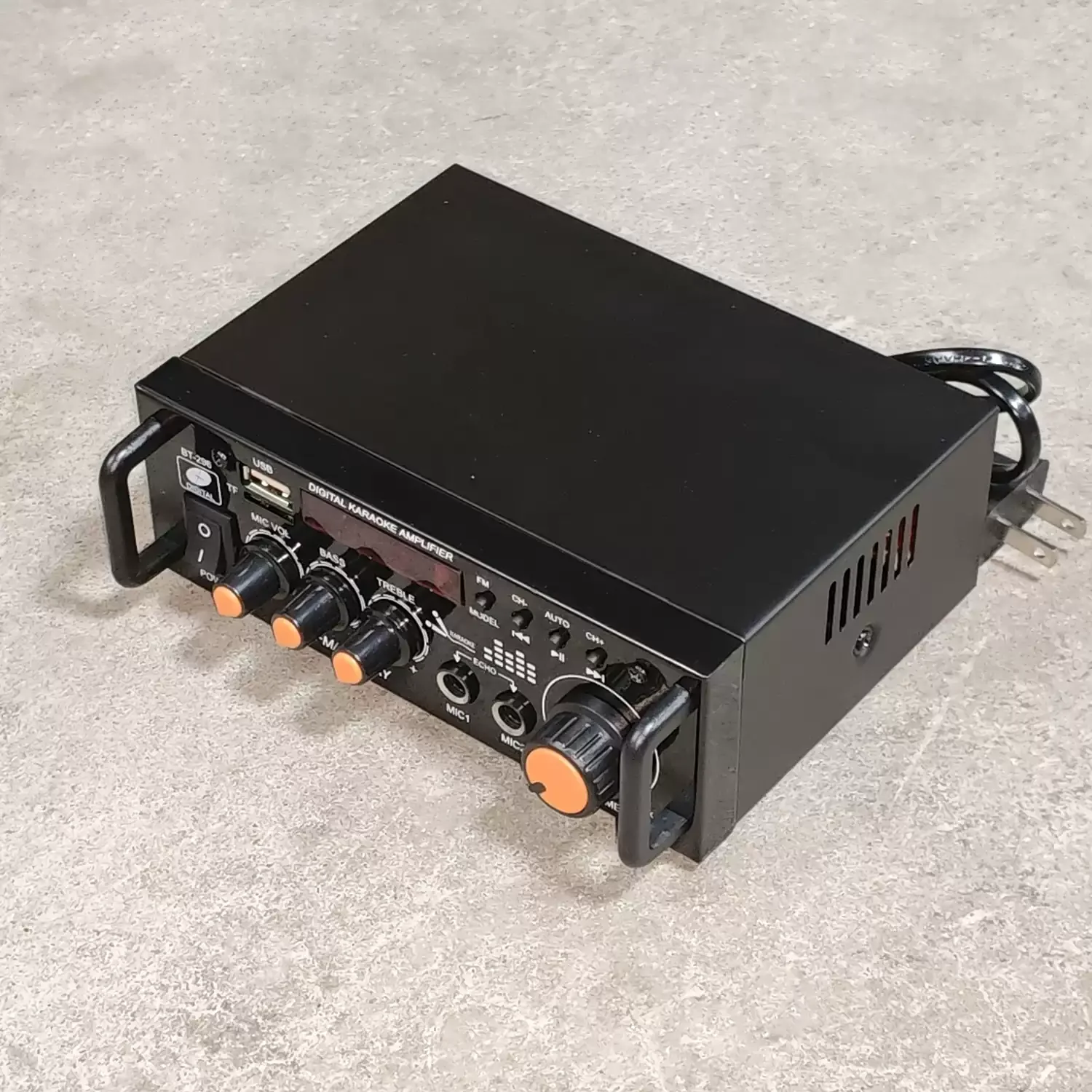 60W high-power Bluetooth receiver 12V2 channel car power amplifier board front decoding board with car power amplifier