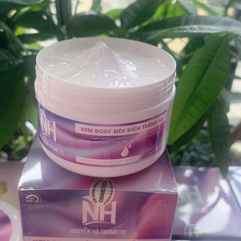 Kem BODY Thai Sieu kich Trang X5 Trang Da 2hop ngay va dem, elimina la oscuridad, las imperfecciones, blanco brillante, traje iluminador hidratante