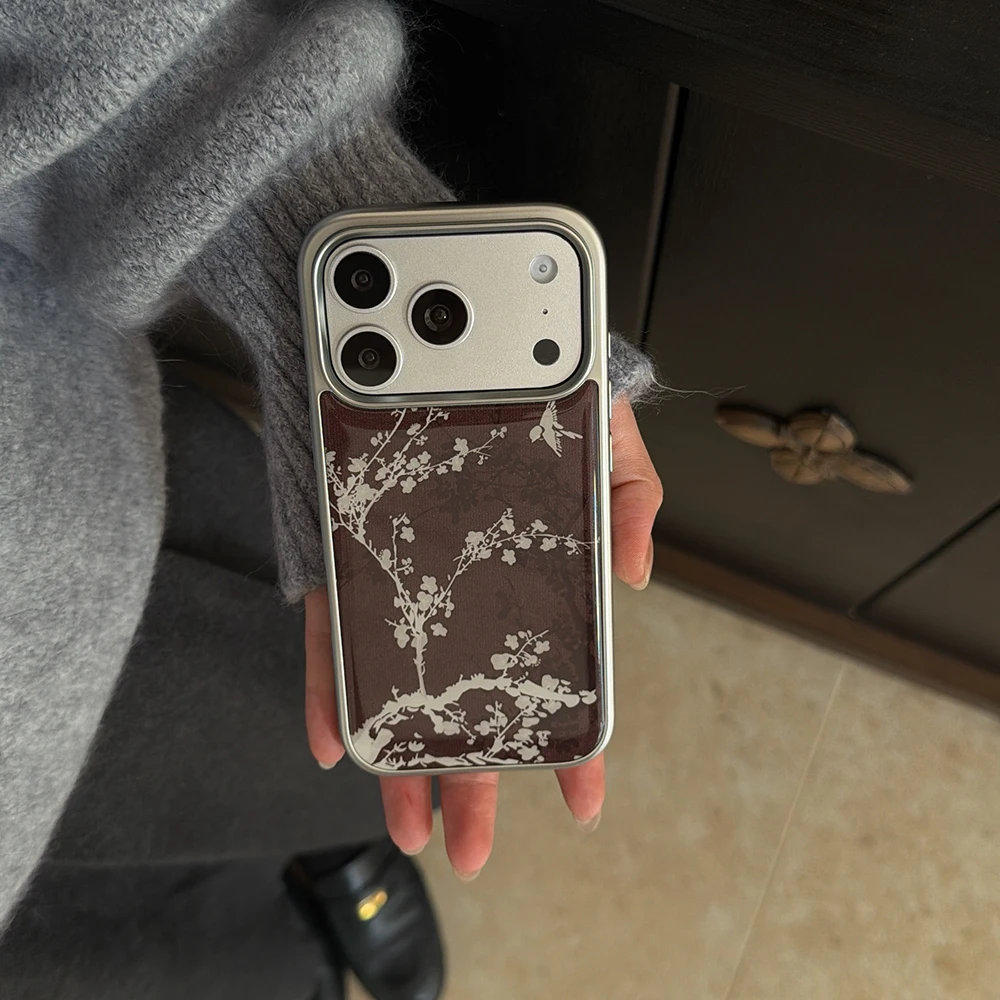 Elegantes Braun mit weißem Blumenmuster, stilvolle Hülle für iPhone 17, 16, 15, 14, 17 Pro Max 13, galvanisierte, stoßfeste Abdeckung mit Tropfenkleber – Detail 4