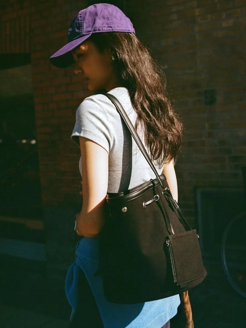 sac-seau-artistique-minimaliste-en-toile-sac-a-bandouliere-decontracte-en-corde-sac-a-main-leger-en-tissu-doux-pour-femme-ideal-pour-le-printemps