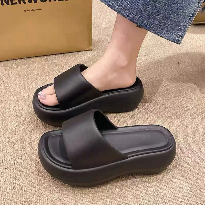 Hot Selling Dikke Zool Verhoging Slippers Damesschoenen Nieuw Waterdicht Platform Mode Reizen Muffin Bodem Strandbrood Sandalen