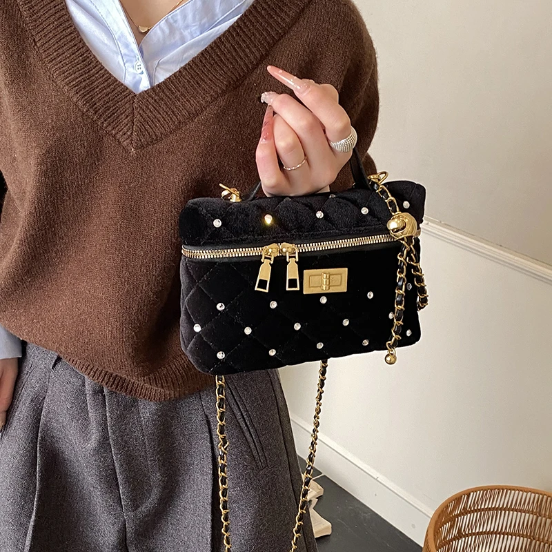 

Unique High-End Diaper Bag Retro Fashionable Shoulder Purse Large Capacity Casual Crossbody For Shopping Party