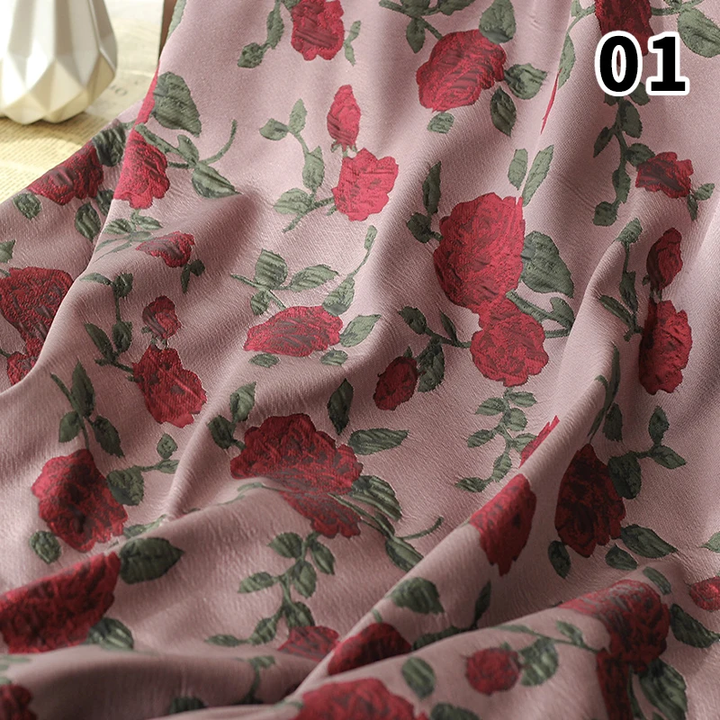 

1M Embossed Yarn-dyed Rose Jacquard Fabric For DIY Sewing Women Dress Suit Bag Tablecloth Vintage Floral Relief Designer Fabric