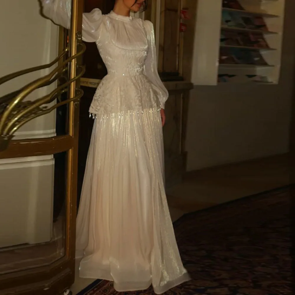 맞춤형 우아한 크레이프 프롬 드레스 플리츠 A라인 약혼 파티 가운 비즈 장식 페플럼 드레스