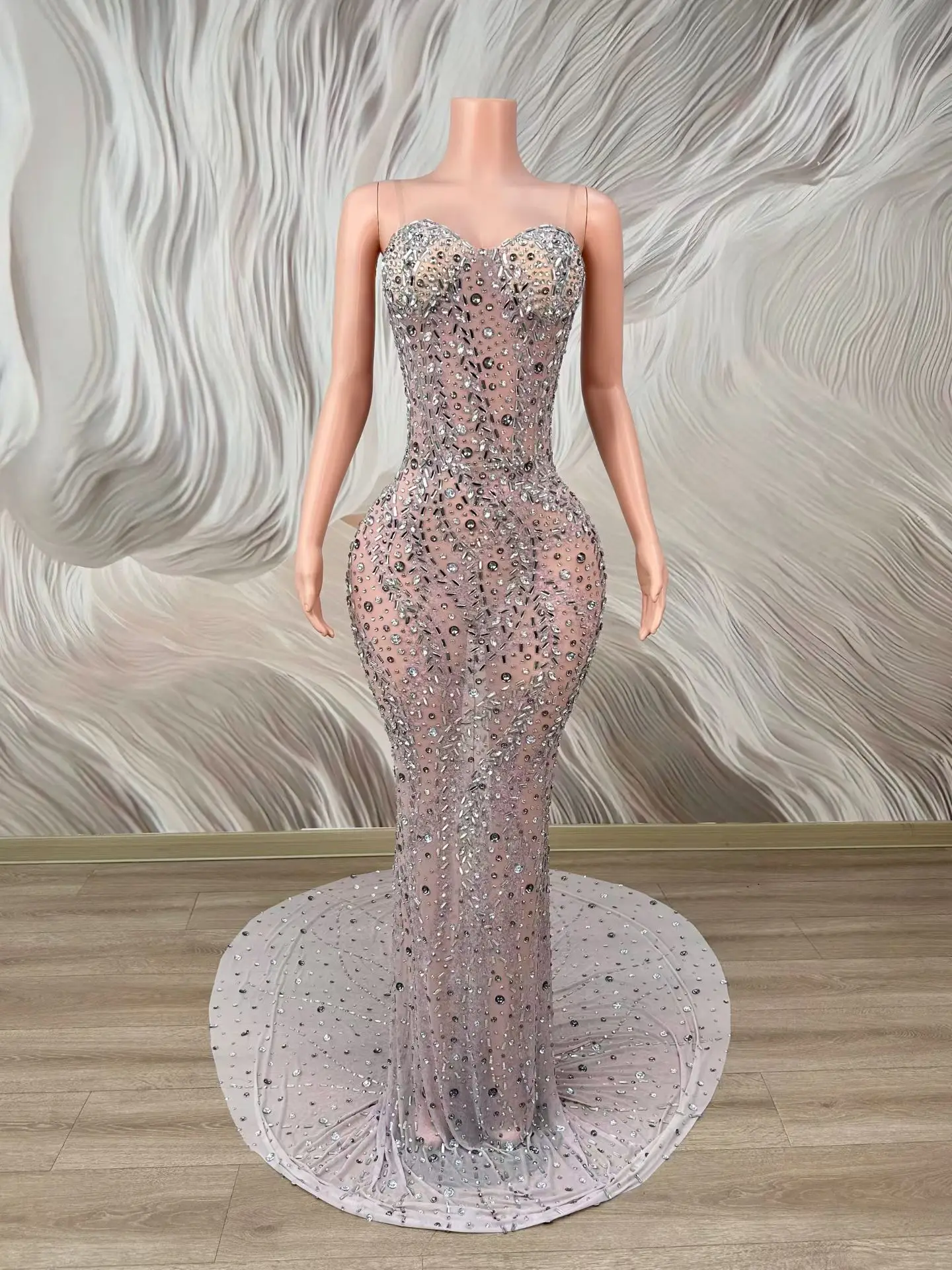 Mangzhong Luxury Pale Grey Sheer Mesh Multi Cut Clear Crystal Gown Thin Straps Sweetheart Neck Wide Floor Train Red Carpet Dress