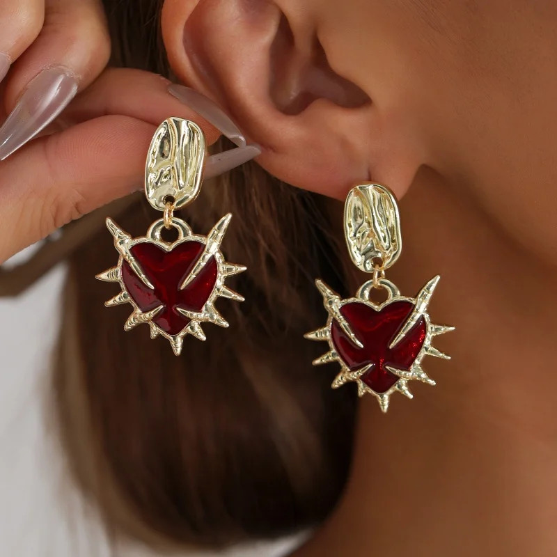 New Gothic Punk Enamel Earrings Heart Charms Pendant Hoop Earrings Woman Gold Color Thick Ear Buckle Female Jewelry