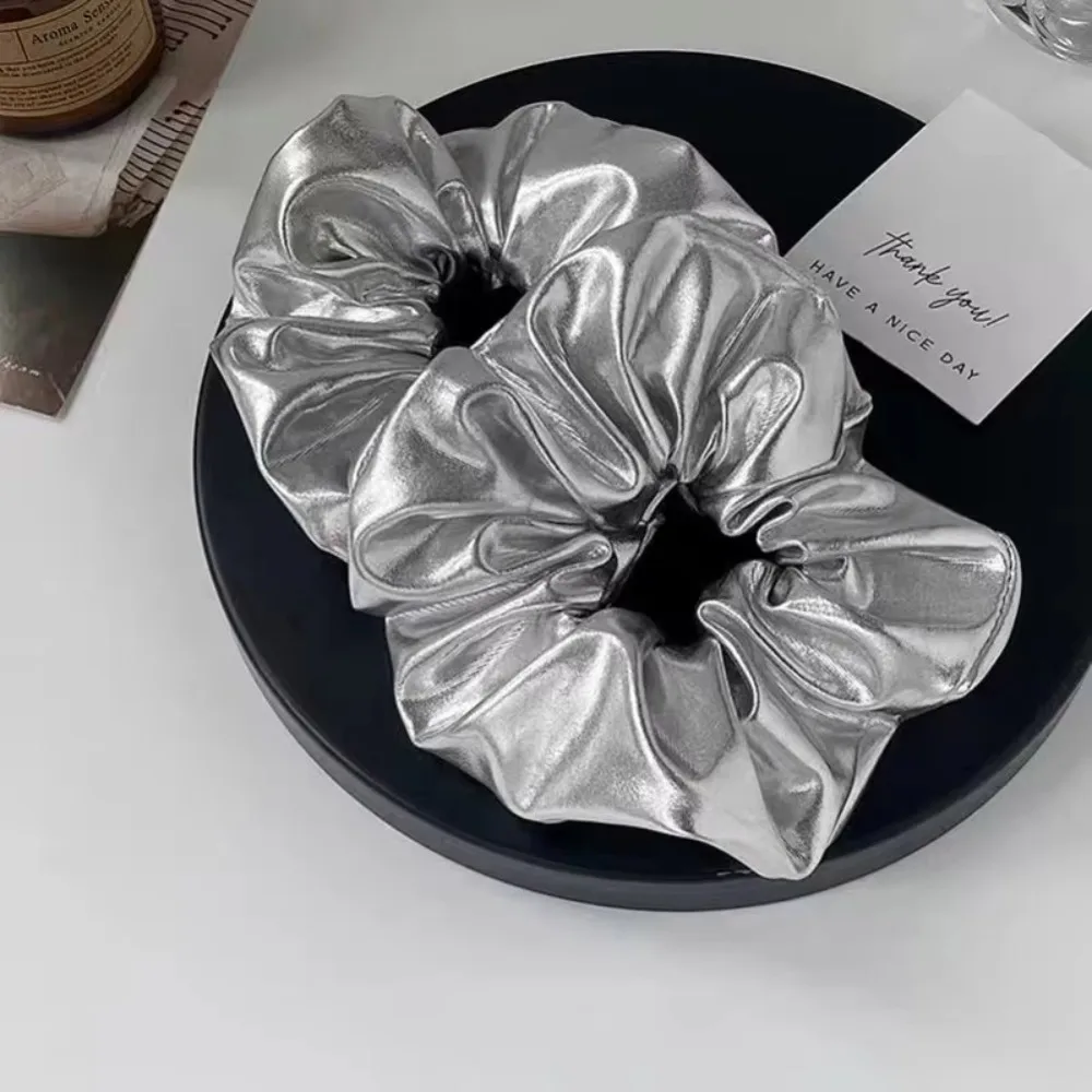 

Simple Metal Hair Band Silver Color Loose Elastic Hair Band Flexible Medium Size Hair Tie Daily