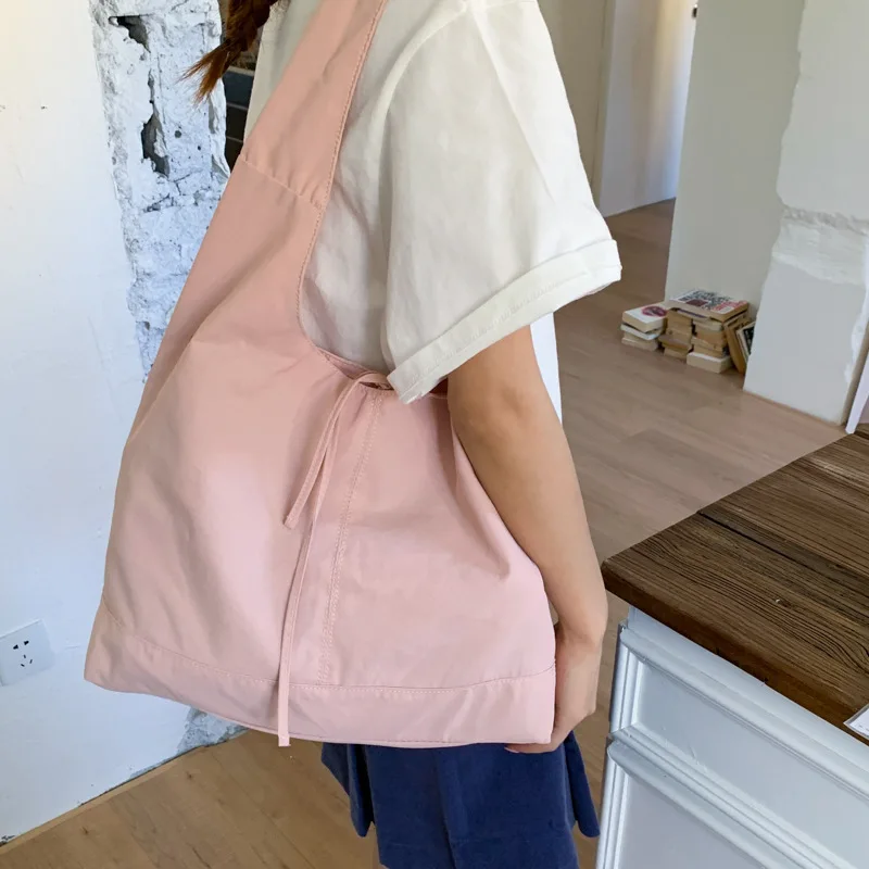 

Korean Style Tote Bag for Women Large Capacity Designer Luxury Bag Fashion Solid Color Shoulder Casual Commuter Bag for