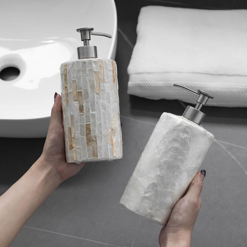 

French Cream Wind Shell Ceramic Emulsion Bottle Bathroom Bath Bottle Press Sub-bottle High-grade Decorative Ornaments