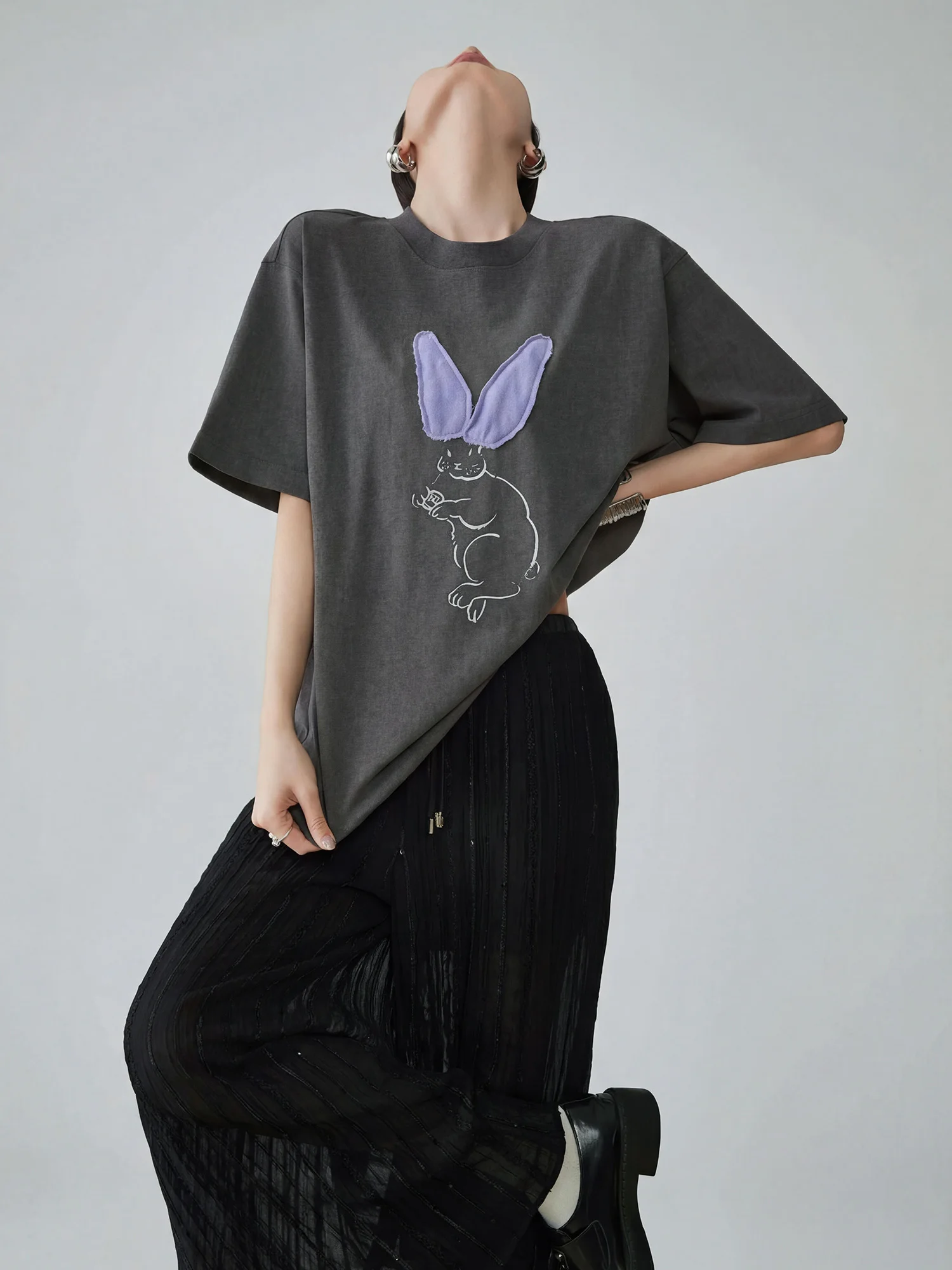 

Повседневная футболка с принтом кролика, круглым вырезом и короткими рукавами, свободного кроя, летняя, универсальная, стройнящая, для женщин, для повседневной носки