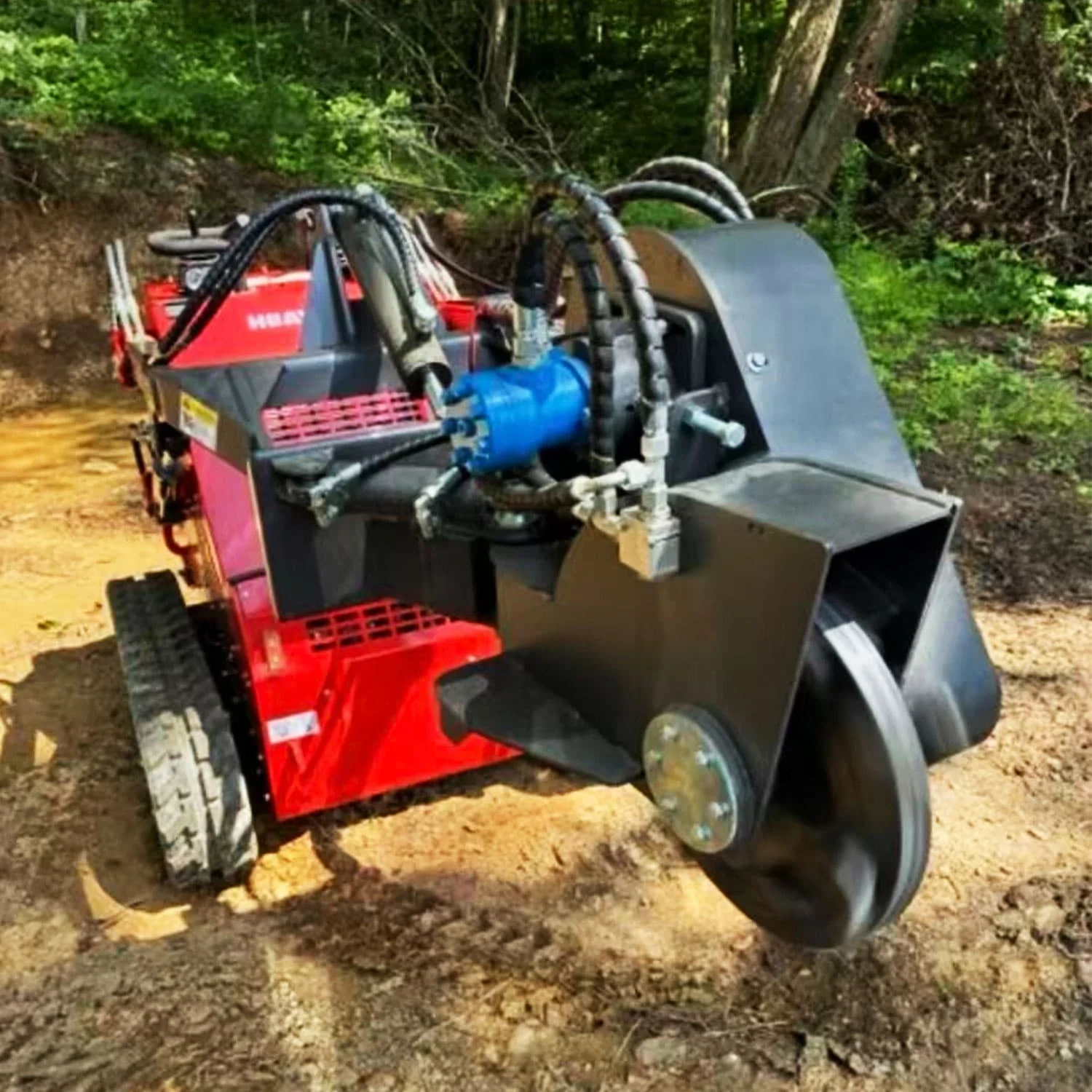 High Performance 4x4 Skid Steer Loader with  EPA Certification Tailored for Farm Construction Applications custom made