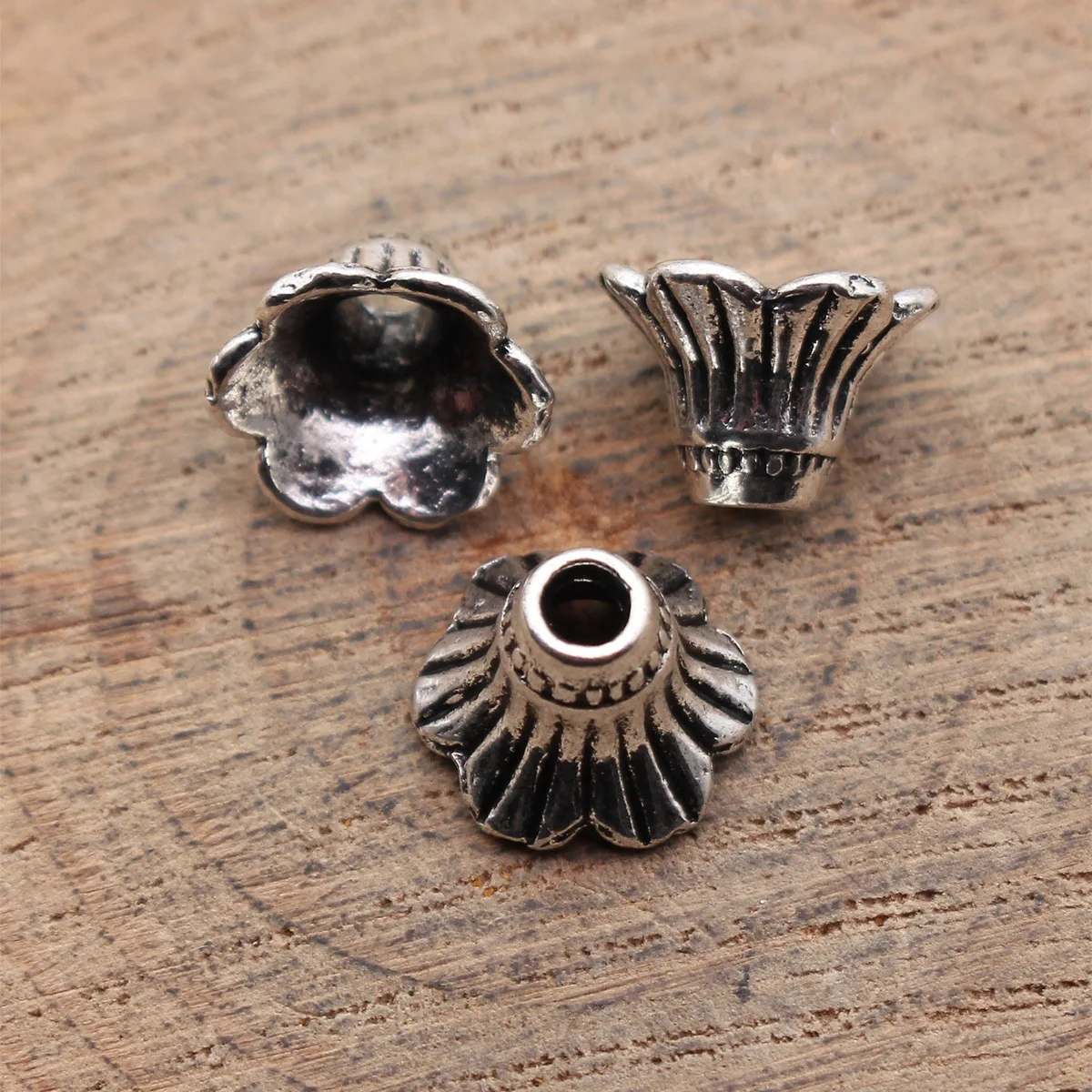 WYSIWYG 20pcs 12x11x8mm Antique Silver Color Engraved Trumpet Flower Shaped Bead Caps For DIY Jewelry Making