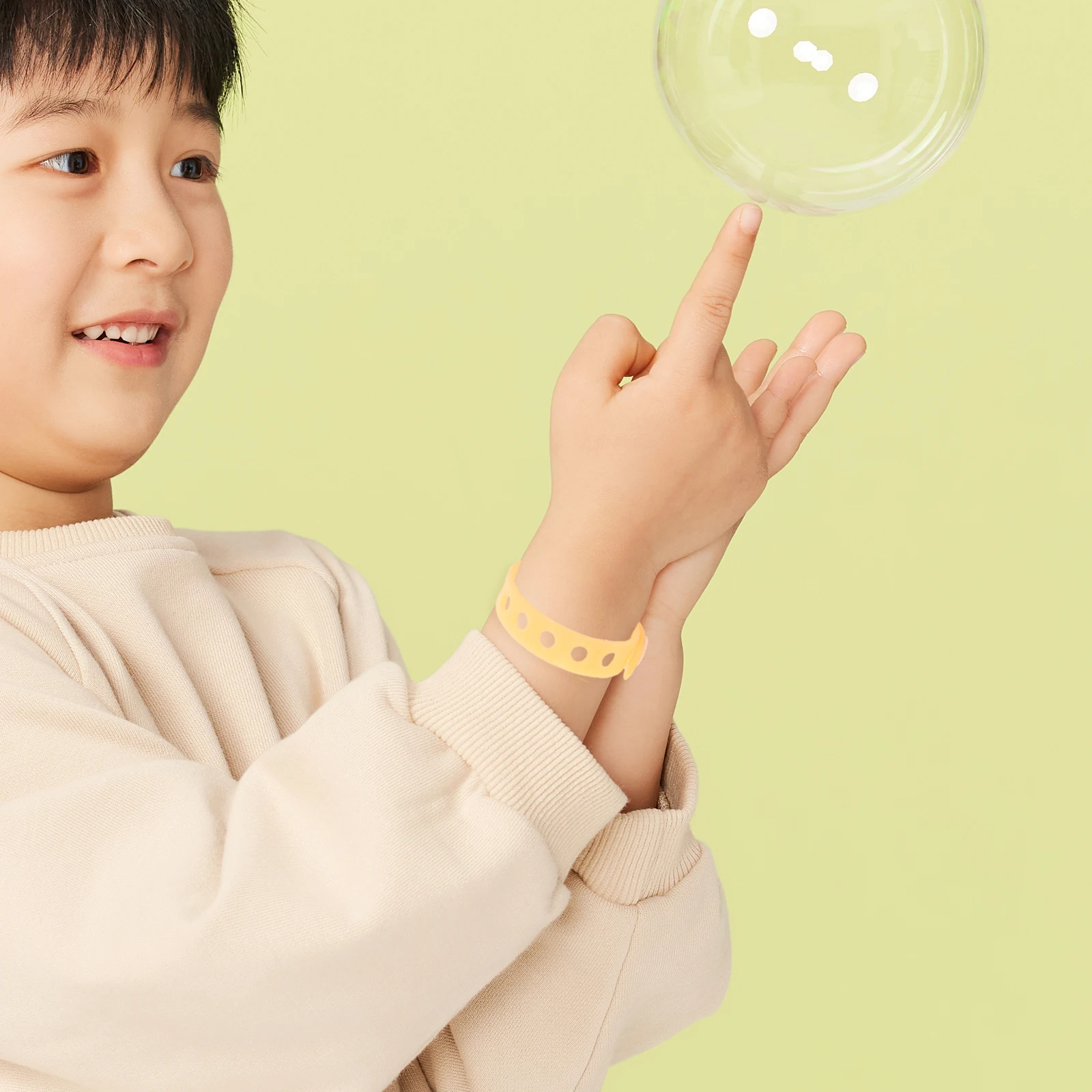 

10Pcs Night Glow Bracelets Lightweight Smooth Luminous Wristbands Party Supplies Concerts Festivals Glow in The Dark Accessories