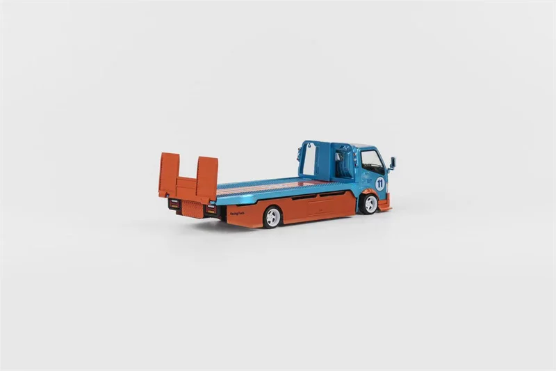 Micro Turbo 1:64 Custom Tow Truck Metallic Blue Diecast Model Car