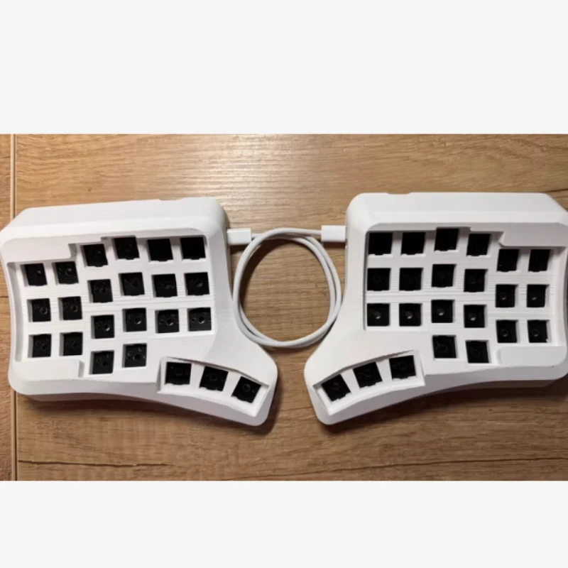 

Ergohaven Velvet V3 Wired Pluggable Split Curved Keyboard Customization Shaftless Keycapless Charybdis for Mechanical Keyboard