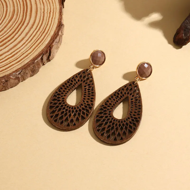 New Vintage Ethnic Bohemia Big Wooden Dangle Earrings For Women Long Geometric Round Drop Earring Retro Boho Accessories Gifts