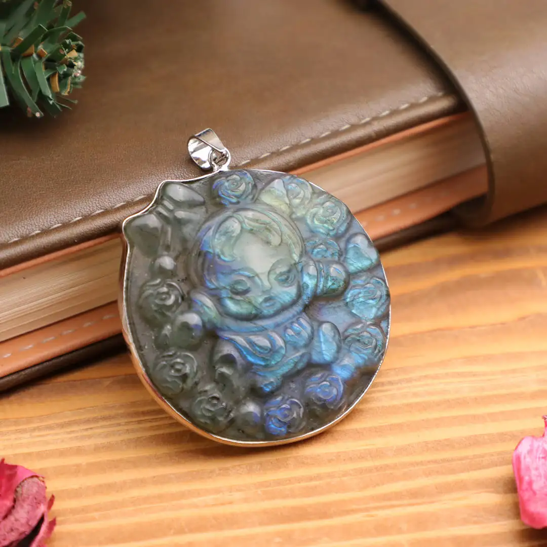Flash Labradorite Pendant for Jewelry Making Carving Blue Natural Crystal Stone Snail Butterfly Lucky Men Protection Charms X425