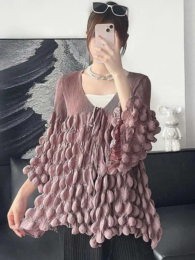Fashion Clothing Women's Bubble Pleated Short Jacket V Neck Puffy Sleeve Tie Solid Colour Loose Top Miyake 2025 Summer New