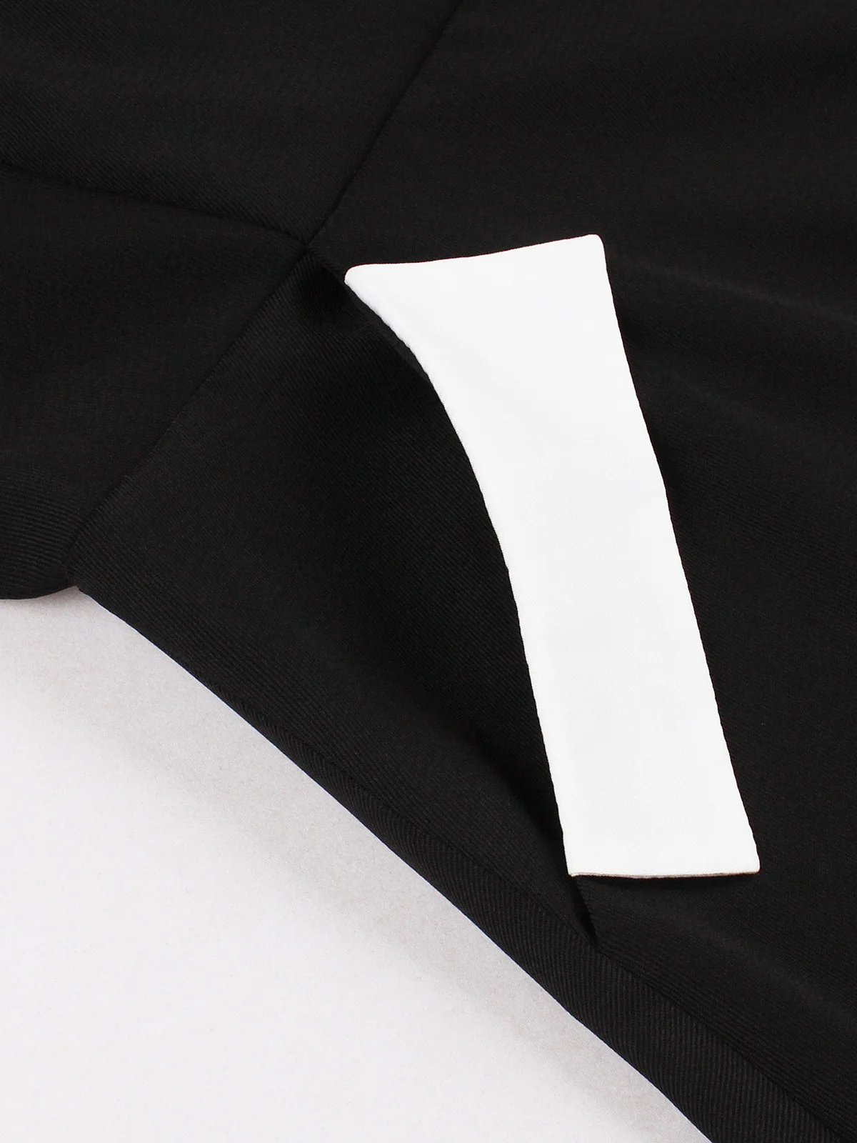 Tonval Vestidos elegantes blancos con contraste negro formal con cuello entallado para mujer Vestido largo vintage con bolsillos y dobladillo acampanado