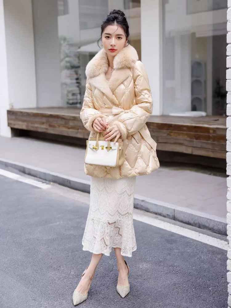 Women Winter Female Warm Parkas White Duck Down Long Puffer Jacket Fox Fur Collar Diamond Plaid Down Coat Slim Coat with Belt