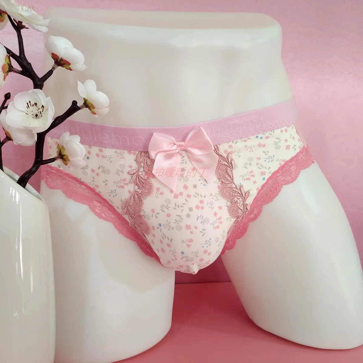 

Kawaii BF Men's Modal Triangle Pants Printed Comfortable Mid Low Waist Panties Bow Shattered Flower Bud Lace Edge Briefs FKK