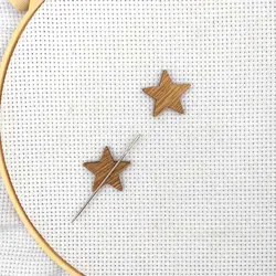 Wood Needle Minder do haftu krzyżykowego magnes do szycia 2 szt. Star Needle Keeper Finder magnetyczne akcesoria do haftu uchwyty na igły