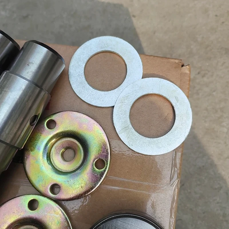 1203Light Truck Parts Steering Joint Repair Kit Bearing Gaskets, Grease Fittings, and Other Components