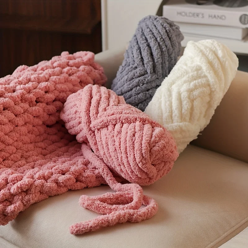 [2 Skeins/500g] Extra Thick Cat Tail Yarn, Finger Yarn, Chenille Yarn, Suitable for Knitting, Handmade Cat Beds, Cushions,