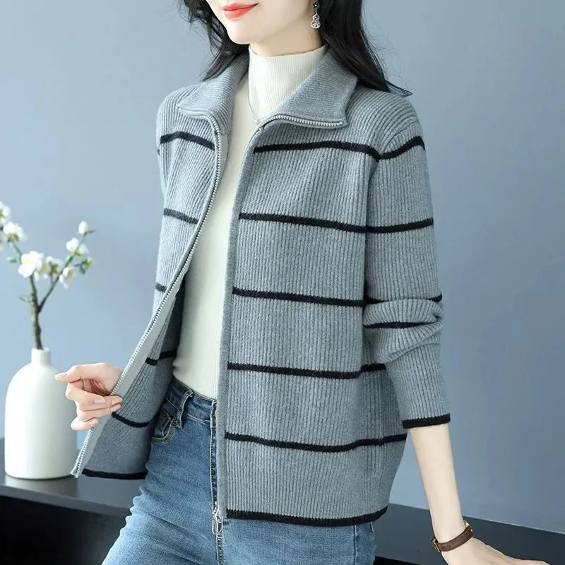Sweater Rajut Wanita Bergaris Kerah Temperamen Musim Semi Gugur 2025 Baru Kasual Cardigan Resleting Sweater Wanita Jaket Rajut Resleting