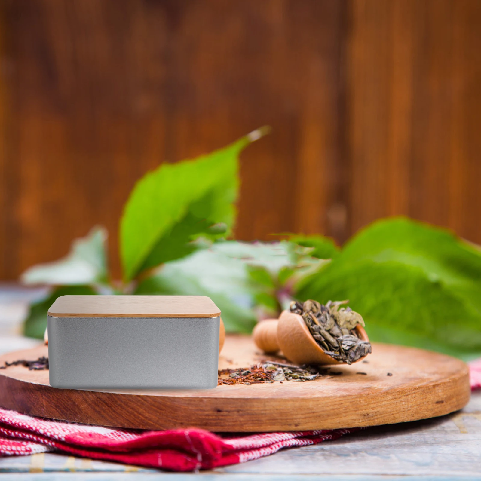 

1Pcs Bamboo Lid Iron Storage Tinplate Can for Dry Food Tea Grains Cereal Nuts Storage Container Tinplate Cans Square Sealed Cans