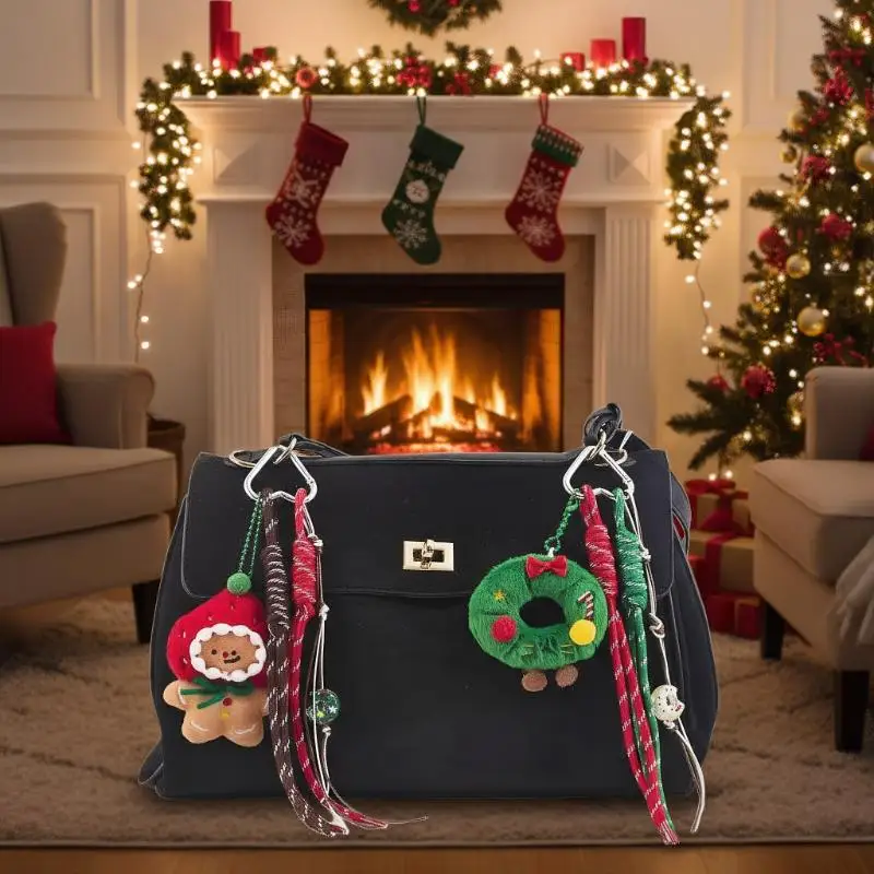 عيد الميلاد أفخم الكرتون الزنجبيل رجل عيد الميلاد إكليل قلادة المفاتيح على ظهره معلقة حلية عيد الميلاد السنة الجديدة هدية