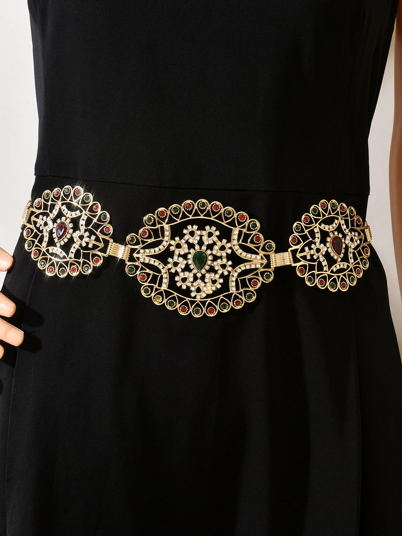 

Retro Court Style Gold Waist Chain Hollow Pattern Belt for Evening Gown Middle East Bride Wedding Accessories