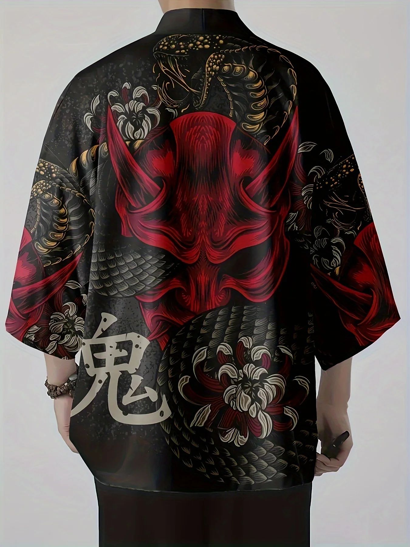 Japanese Kimono for Men Traditional Samurai Robe Yukata Japanese Traditional Clothing Anime Cosplay Costume Casual Loose Kimono