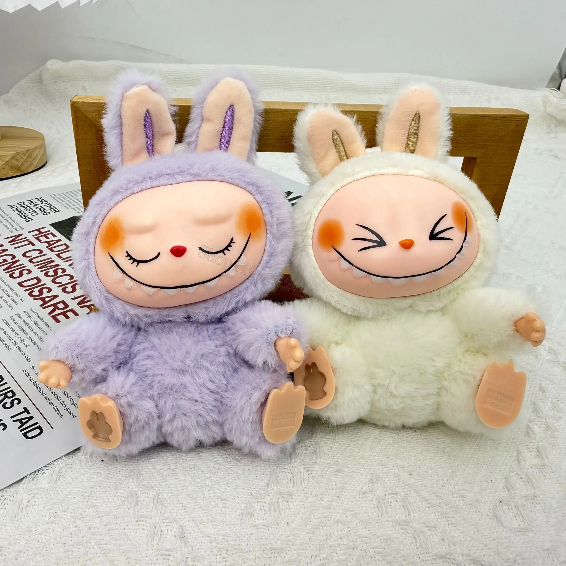 Милые фигурки монстров Labubu Kawaii Pop Marts, модель подвески для девочек, сумки, аксессуары, виниловые украшения второго поколения, игрушки