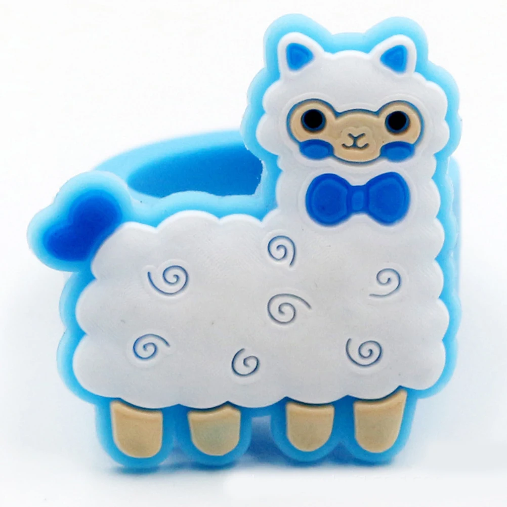 

25pcs Alpaca Design Rings PVC Finger Rings Adorable Decorative Jewelry Birthday Party Favors Gifts (Assorted and Color)