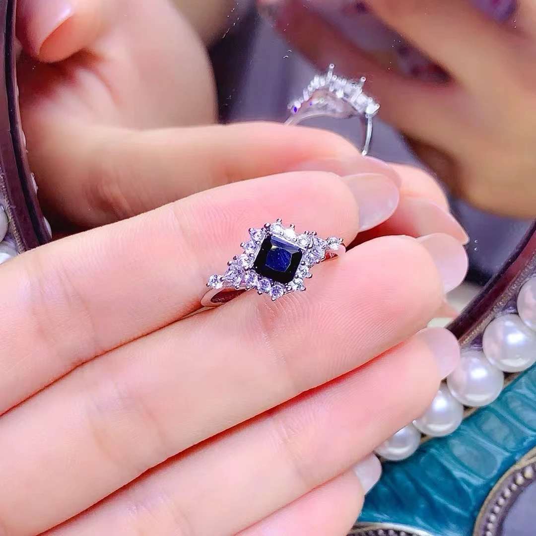KJJEAXCMY Natural Black Spinel Ring S925 Silver Inlaid Simple Women's High-End Jewelry The crystal is clean and beautiful