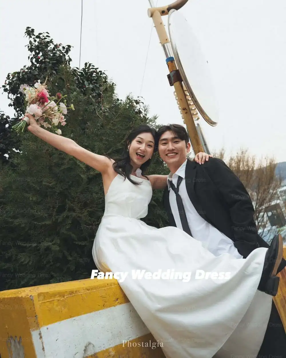 Abito da sposa semplice fantasia con scollo quadrato Servizio fotografico coreano Una linea di abiti da sera in taffetà Lunghezza pavimento Nuovo abito personalizzato