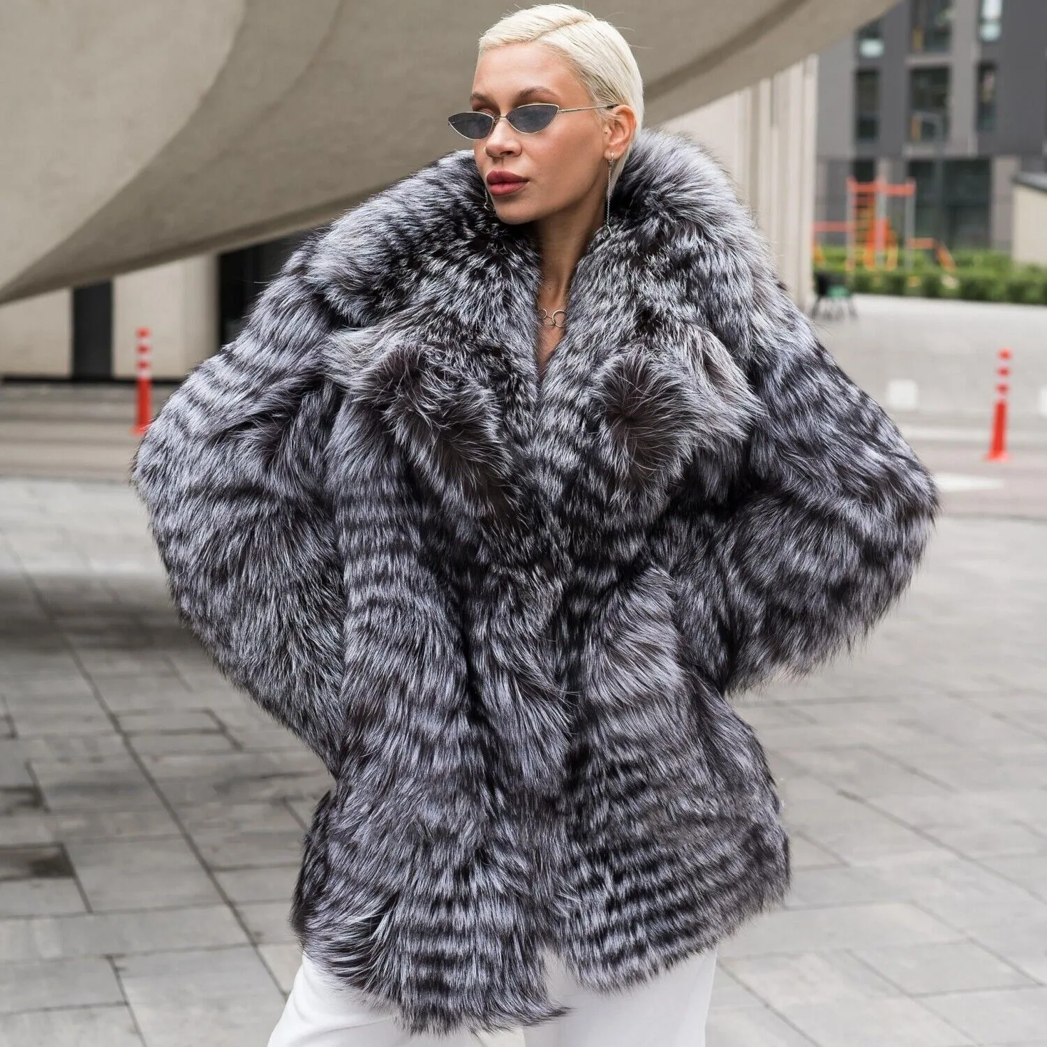 Luxury Women's Genuine Silver Fox Fur Coat Full Fur Removable Sleeves Thick Vest Jacket Winter Natural Fox Fur Warm Outwear